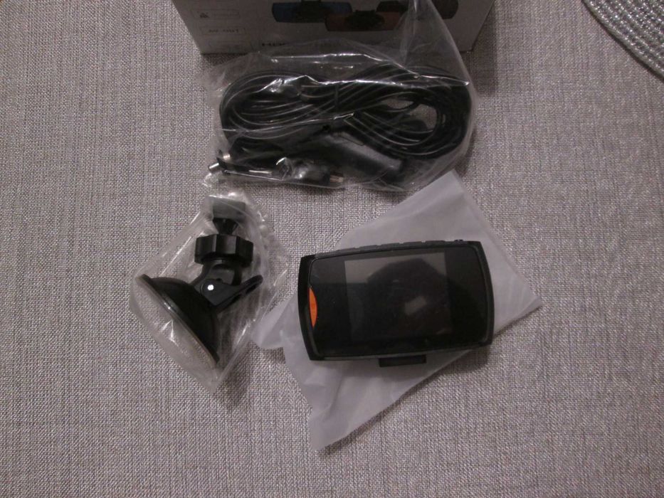 Kamera rejestrator samochodowy FULL HD 1080p IR