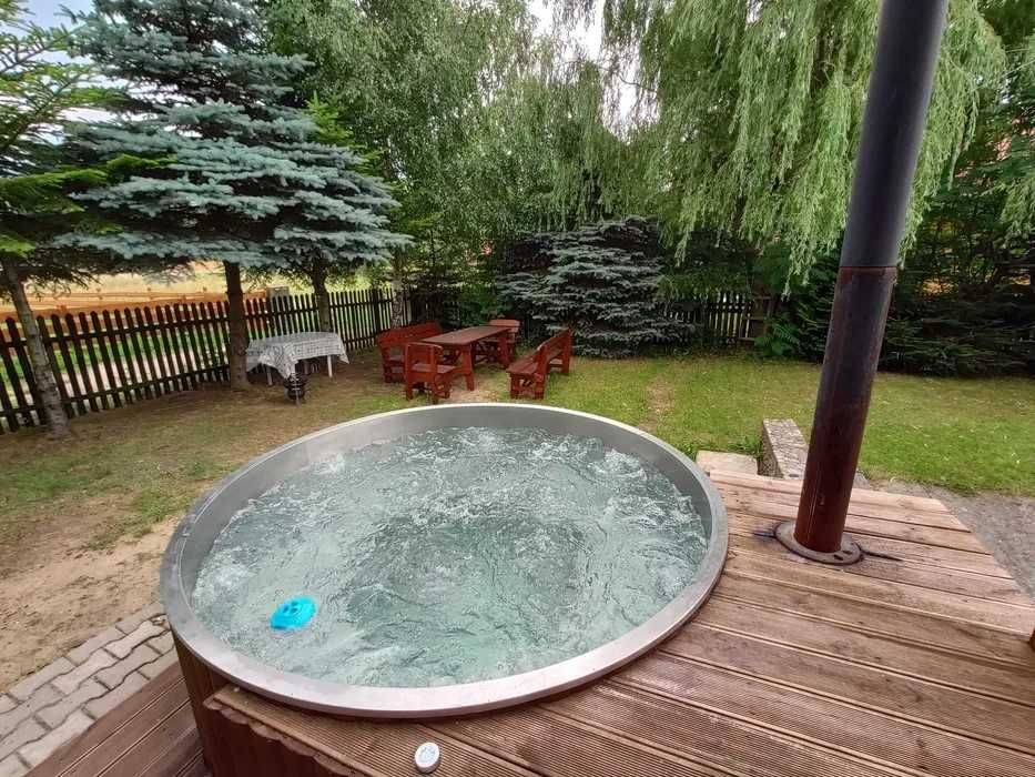 Domek nad jeziorem - mazury / jacuzzi / sauna / kominek / las / cisza