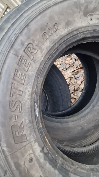 Opona 235/75r17.5 Bridgestone R-Steer 002 Przód