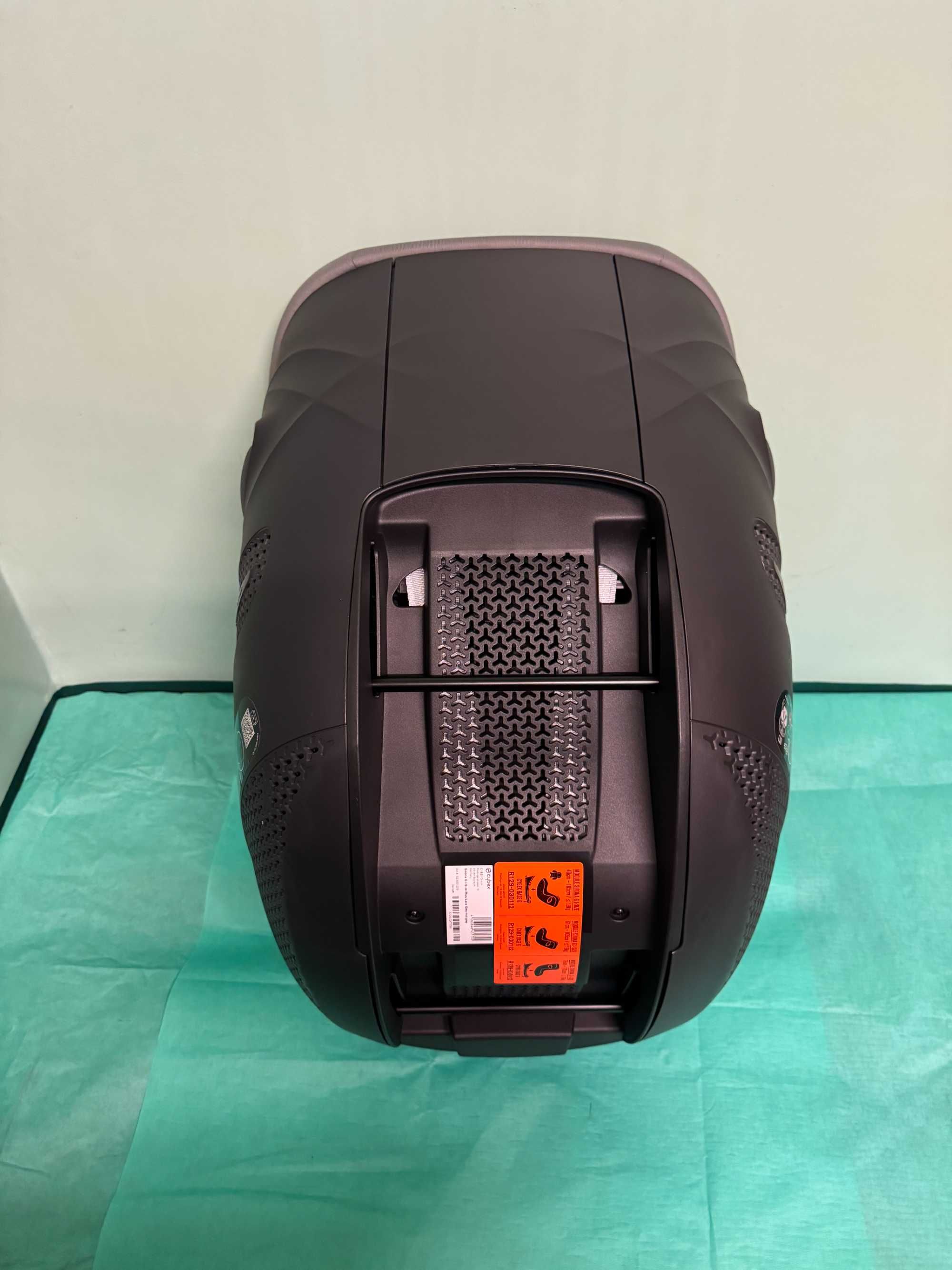Fotelik Cybex Sirona G i-Size Plus Lava Grey -mid grey