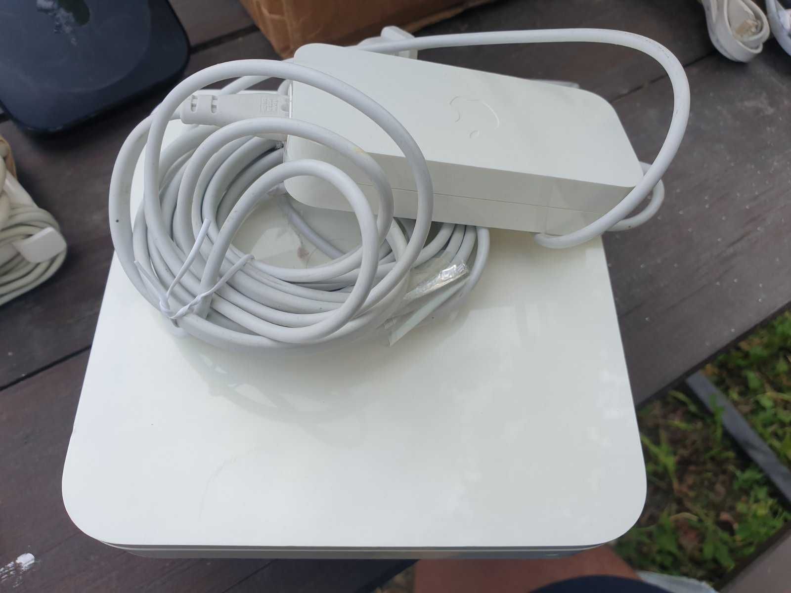 Роутер Apple  A1301 AirPort Extreme