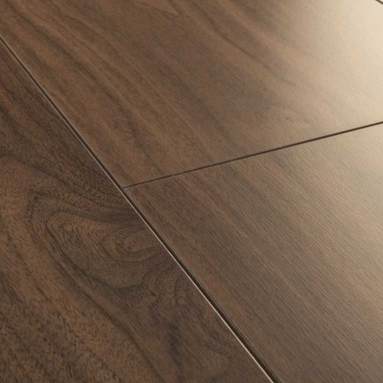 OKAZJA !!! Nowe Panele podłogowe Quick-Step 4761 Elegancki Orzech 34m2