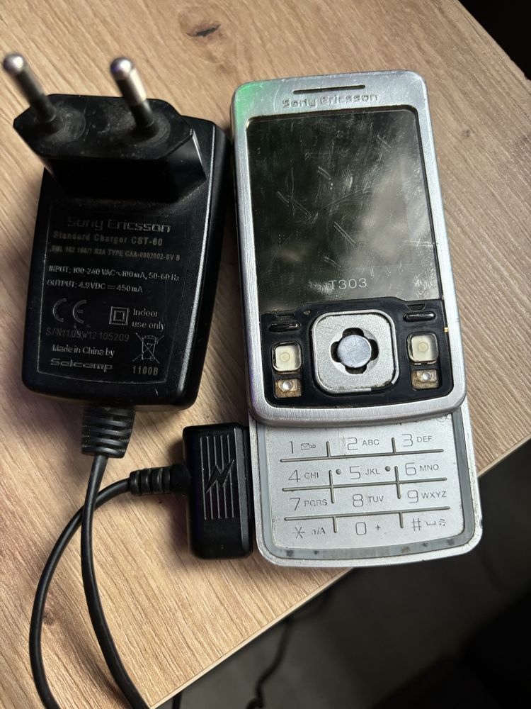 Sprzedam telefon Sony Ericson T303