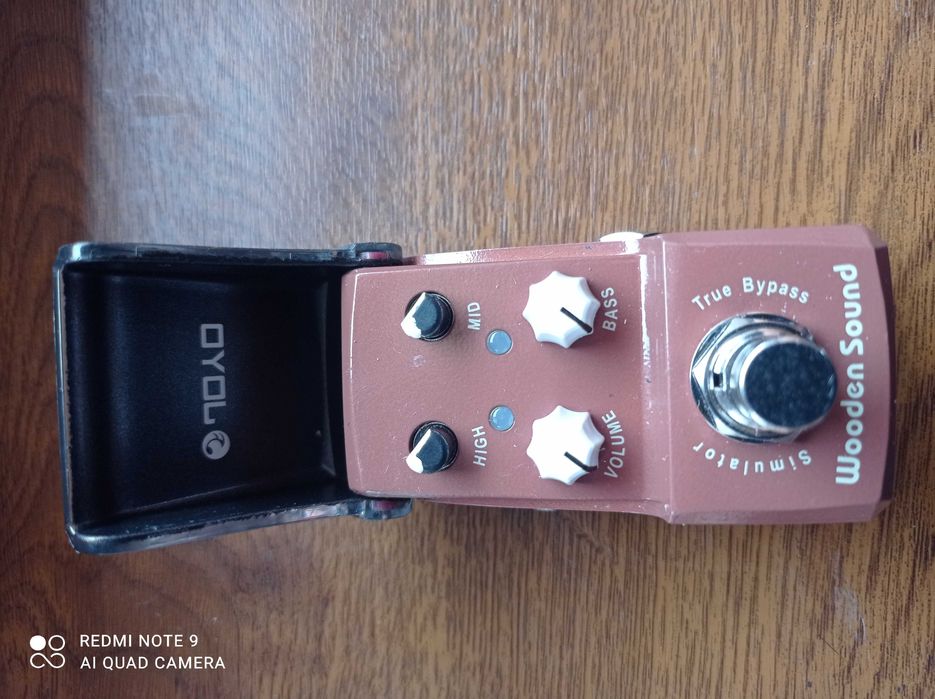 Efekt Joyo IRONMAN. Wooden sound. Elektryczna -> elektro-akustyczna.