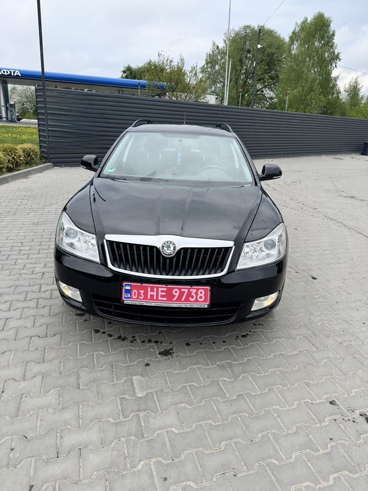 Свіжопригнанна OCTAVIA A5 у ідеальному стані!!!