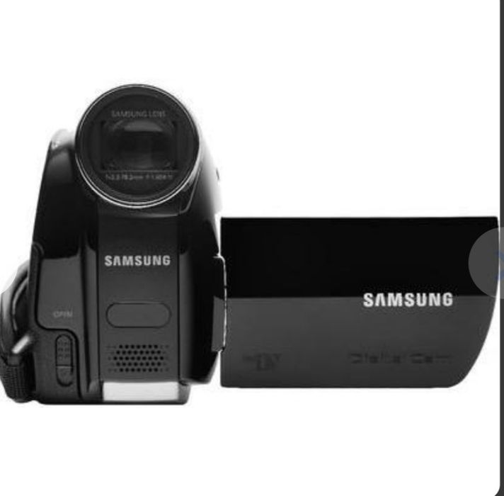 Samsung miniDV digital camera