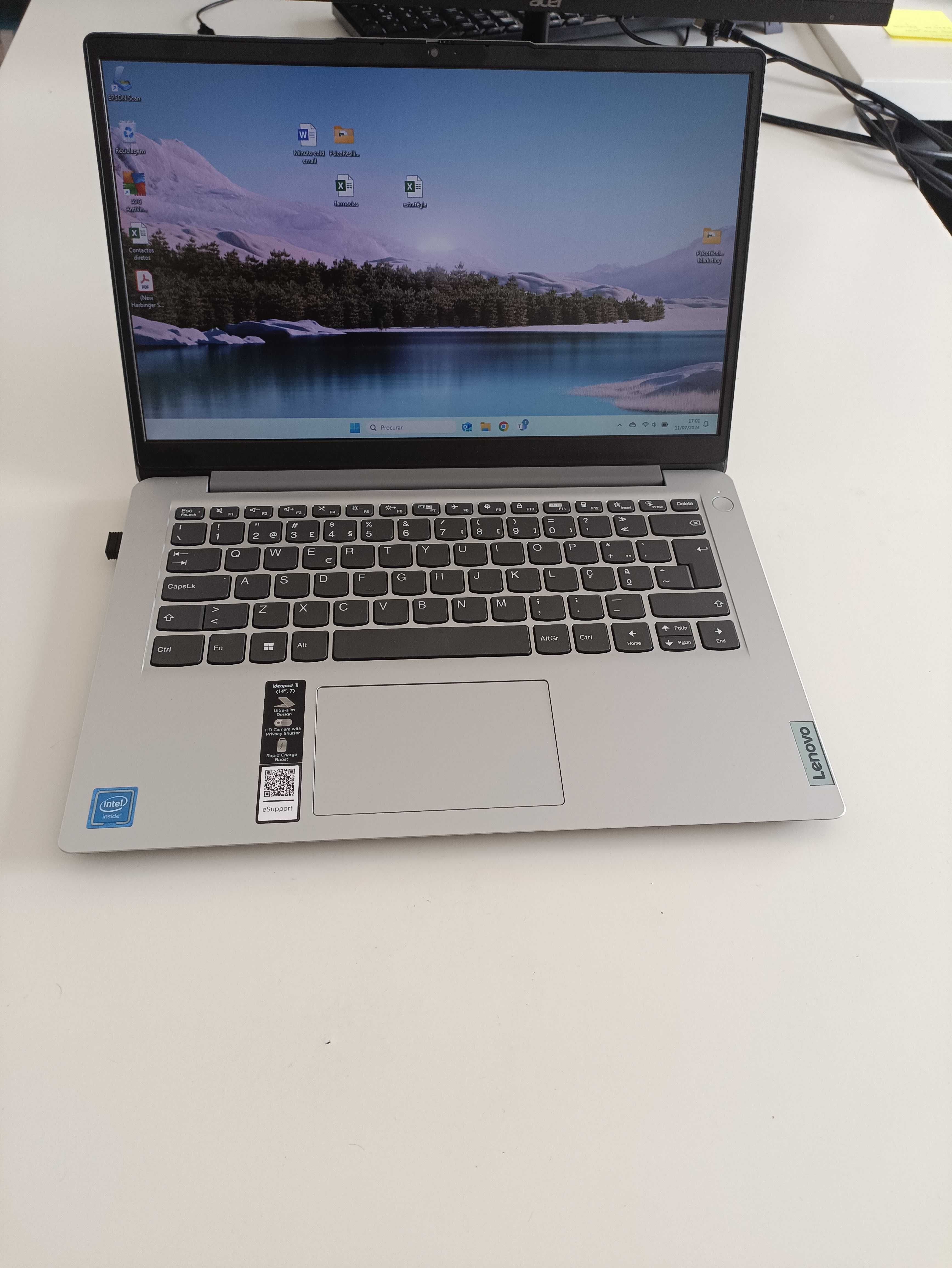 Portátil Lenovo - 14" - Intel Celeron, 4 GB - 128GB