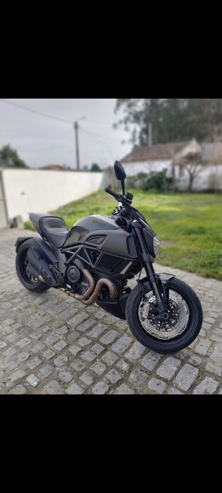 Ducati Diavel Carbon