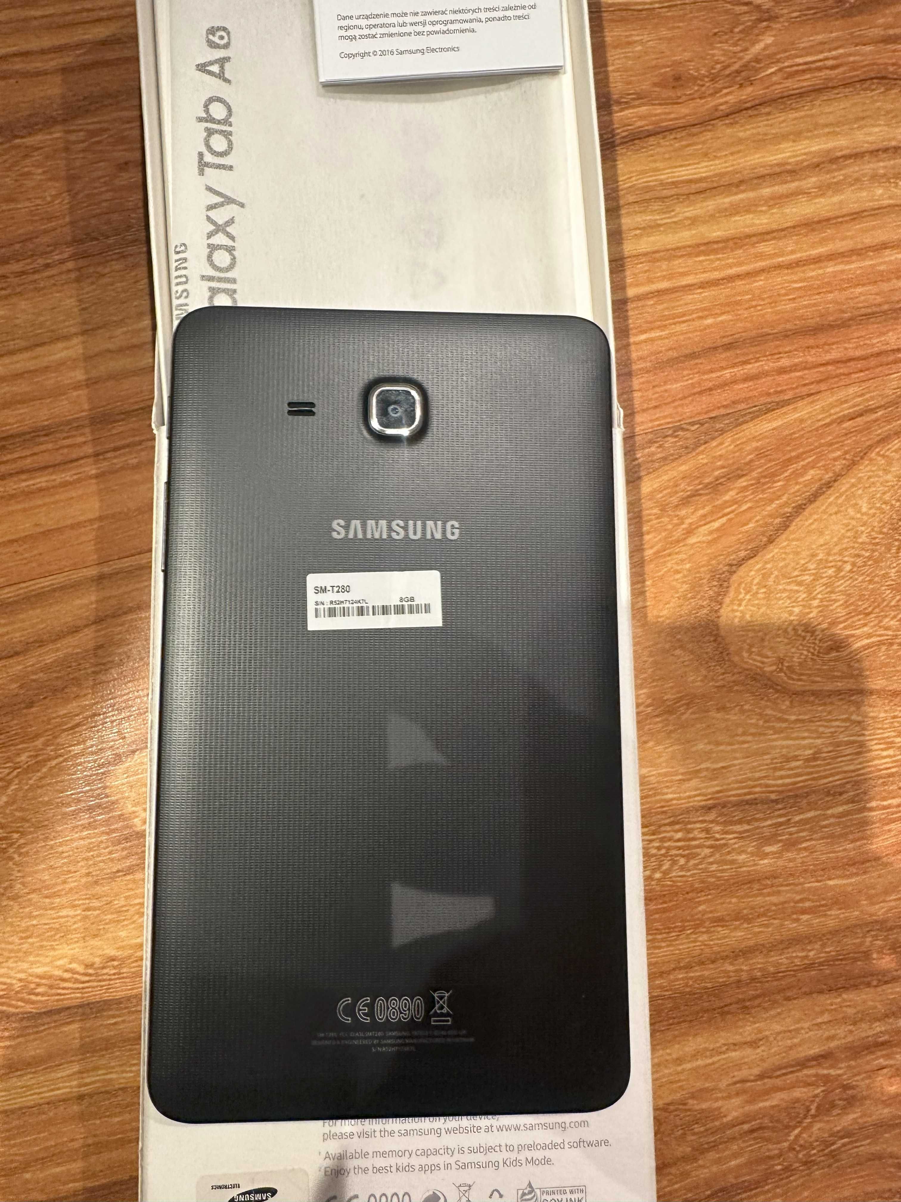 Tablet SAMSUNG GALAXY TAB A (2016) +etui