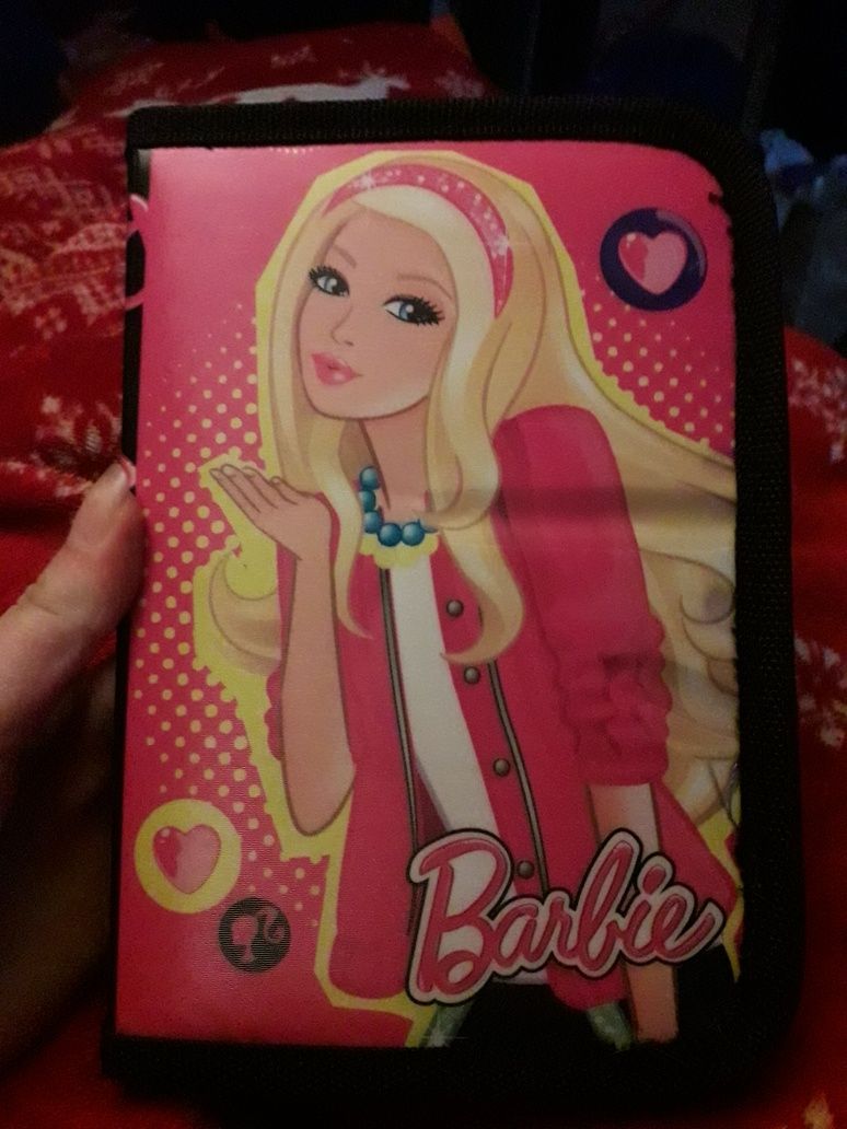 Nowy piórnik Barbie zestaw szkolny