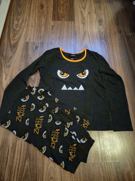 Piżama dla chłopca 140