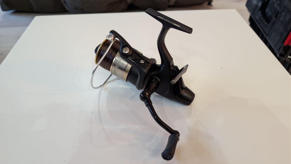 Kołowrotek Jaxon Monolith Carp MC500