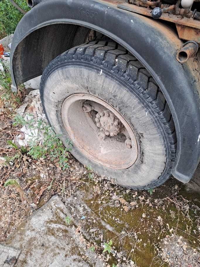 Диски КАМАЗ под клин R20, камеры под них