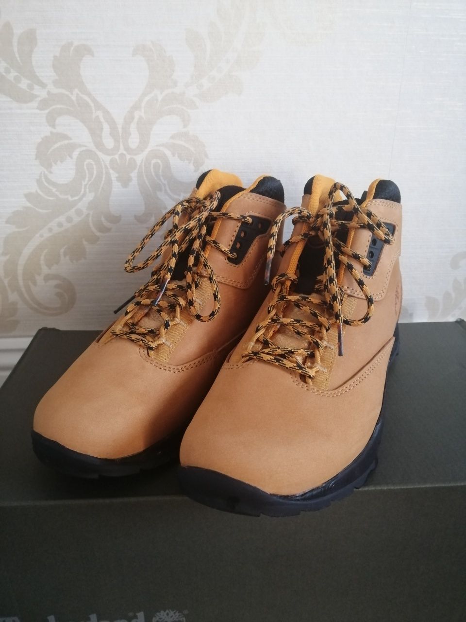 Nowe buty trekkingowe sneakersy Timberland 37