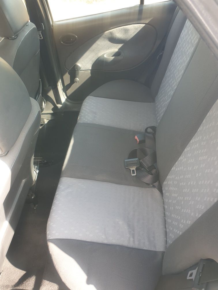 Ford fiest 1.25 GPL 2001