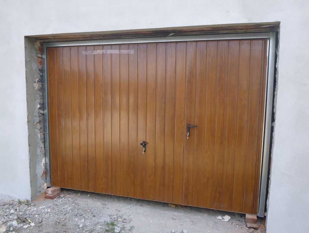 Brama garażowa dwuskrzydłowa uchylna na wymiar Bramy Drzwi garażowe