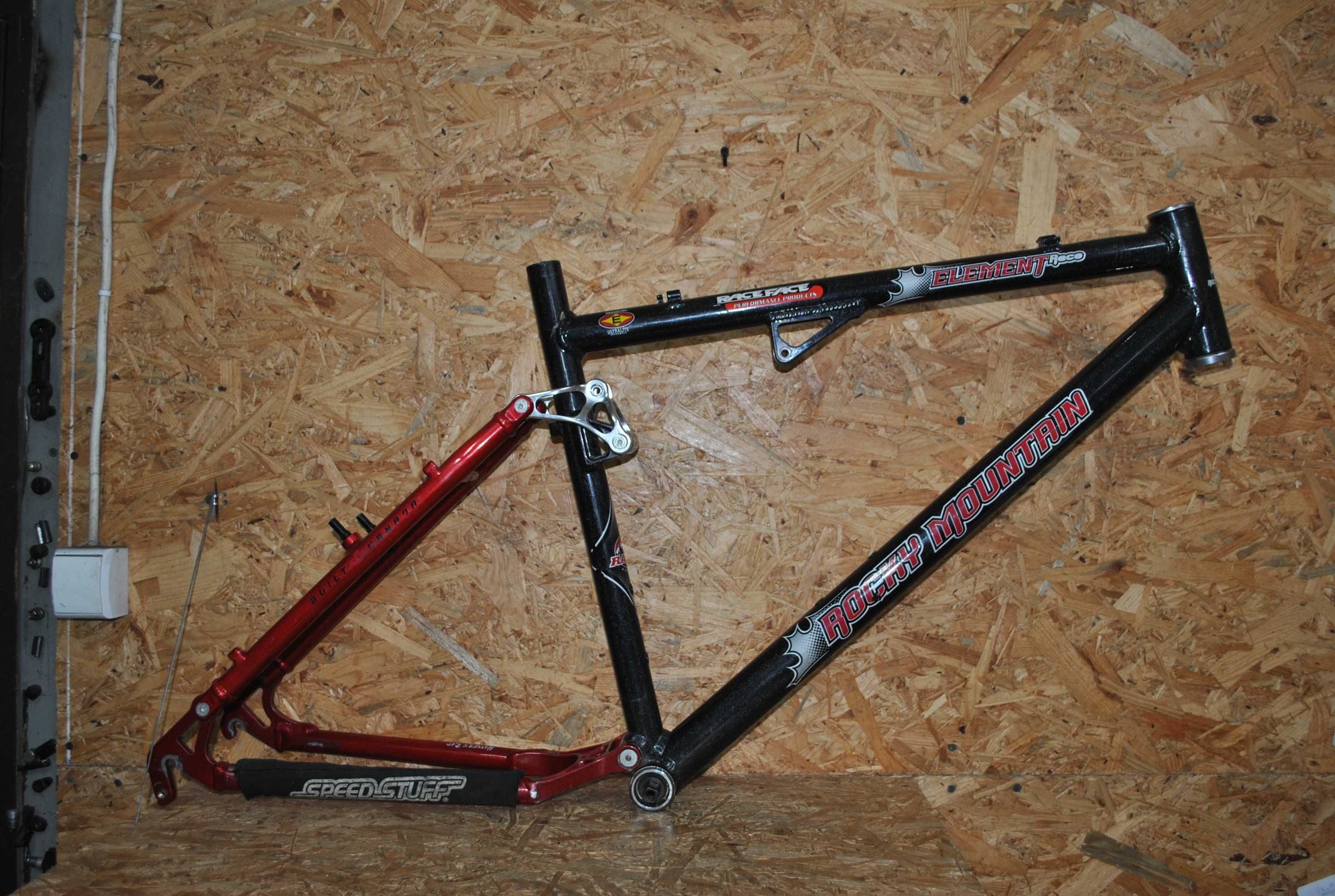 Piekna rama Rocky Mountain Element Race Vintage Easton 26 full