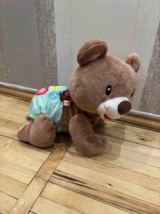 Ітерактивний медведик, що повзає