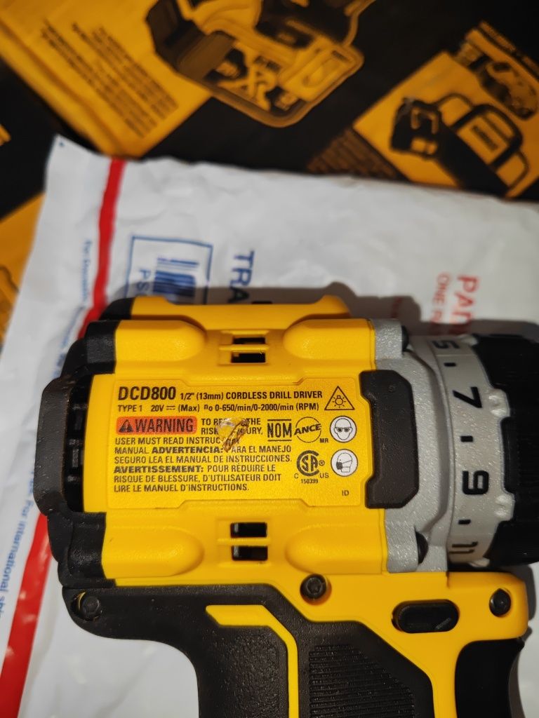 DeWALT DCD800  оригінал, новий із США