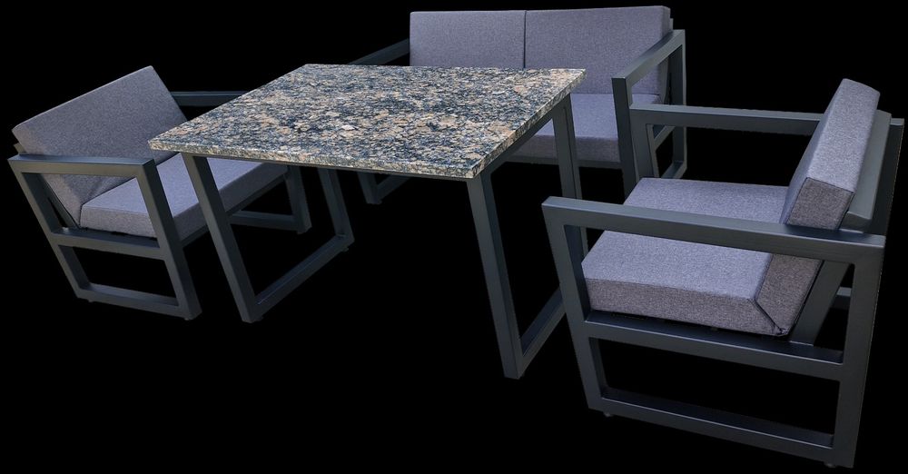 На остатке 2 комплекта  высококачественной  лофт мебели