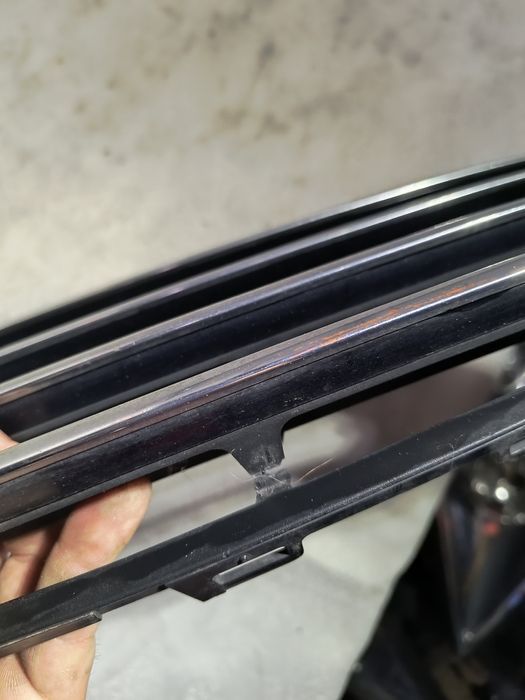 Grill atrapa R line VW passat b8 r line oryginał