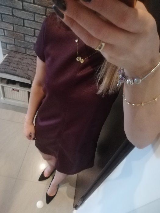 sukienka bordowa woskowana z kieszeniami z zamkiem z tyłu Mohito XS