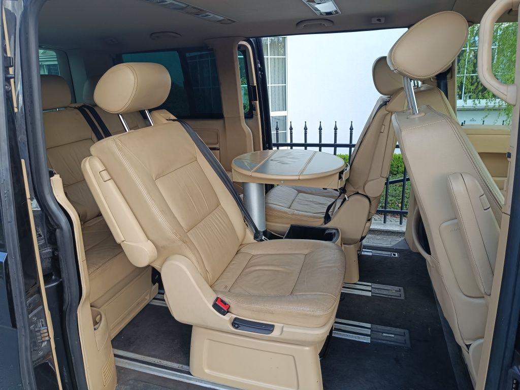 Volkswagen Multivan 2.5 TDI Bezwypadkowy