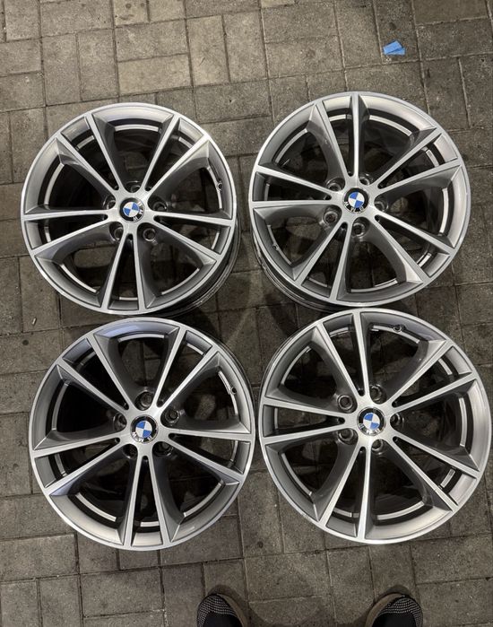 Оригінальні легкосплавні диски BMW 5:112 R17