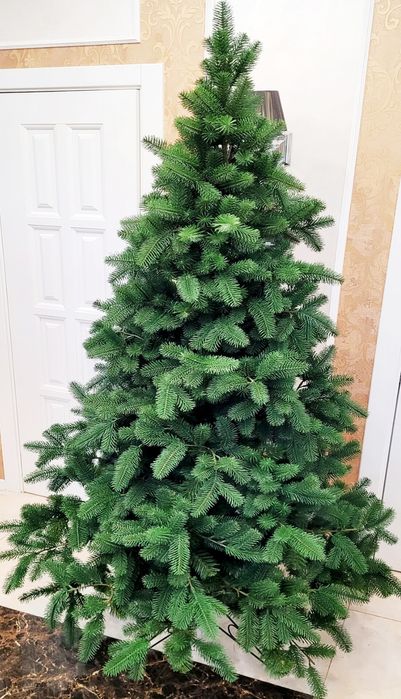 Ялинка штучна 2.1 м