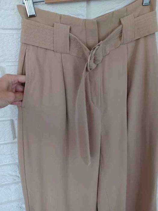 MANGO spodnie z wysokimm stanem r 36