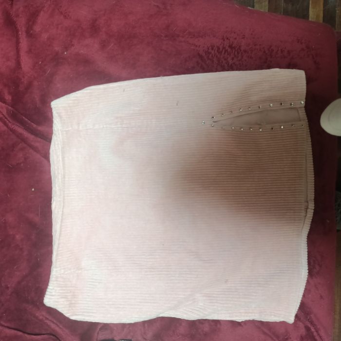 костюм, юбка и пиджак