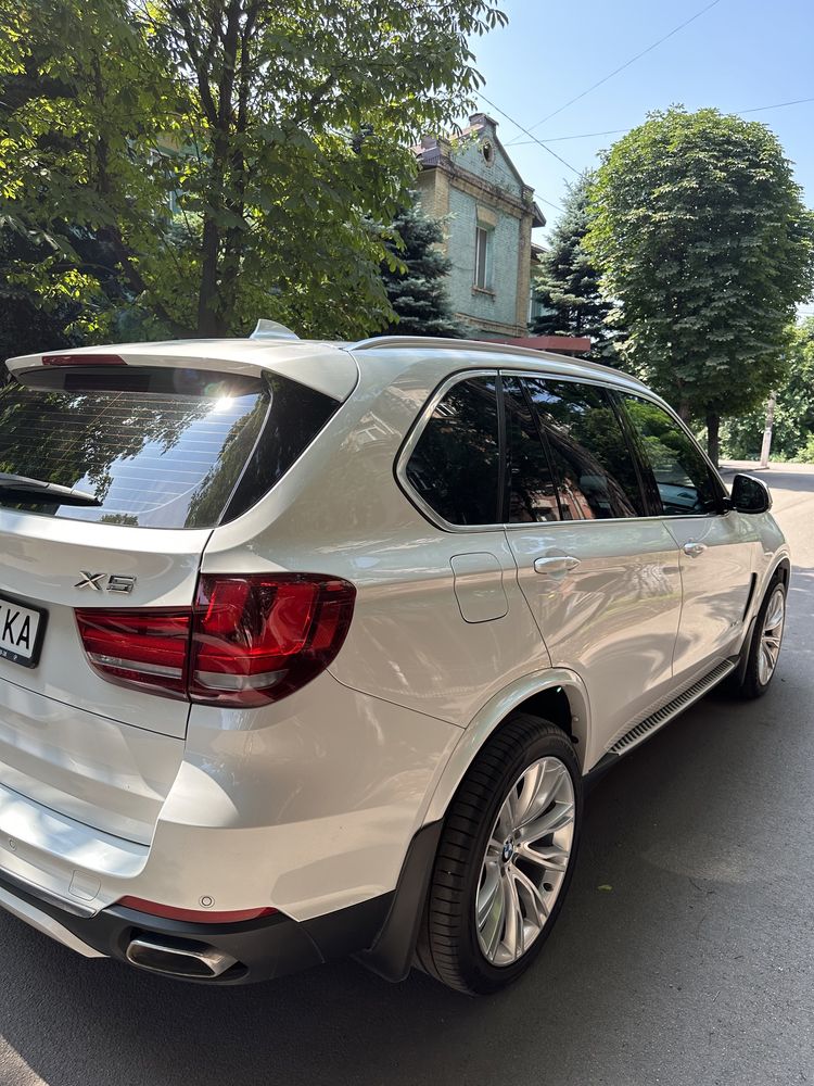 BMW X5 2014 40d Steptronic (313 к.с.) xDrive