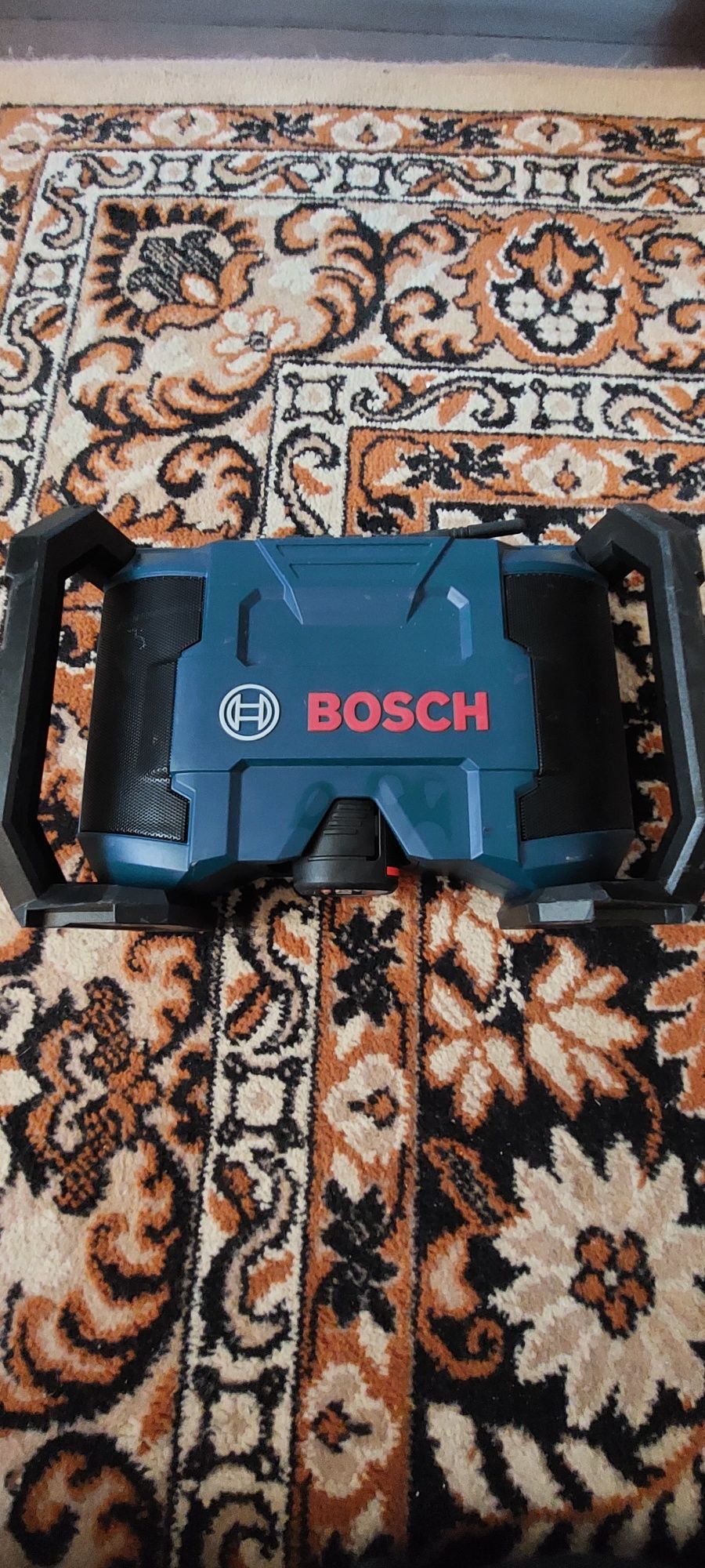 Radio Bosch        .