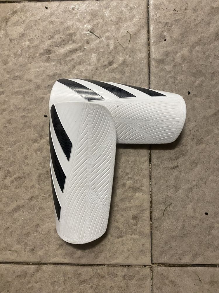Caneleiras adidas em bkm estado