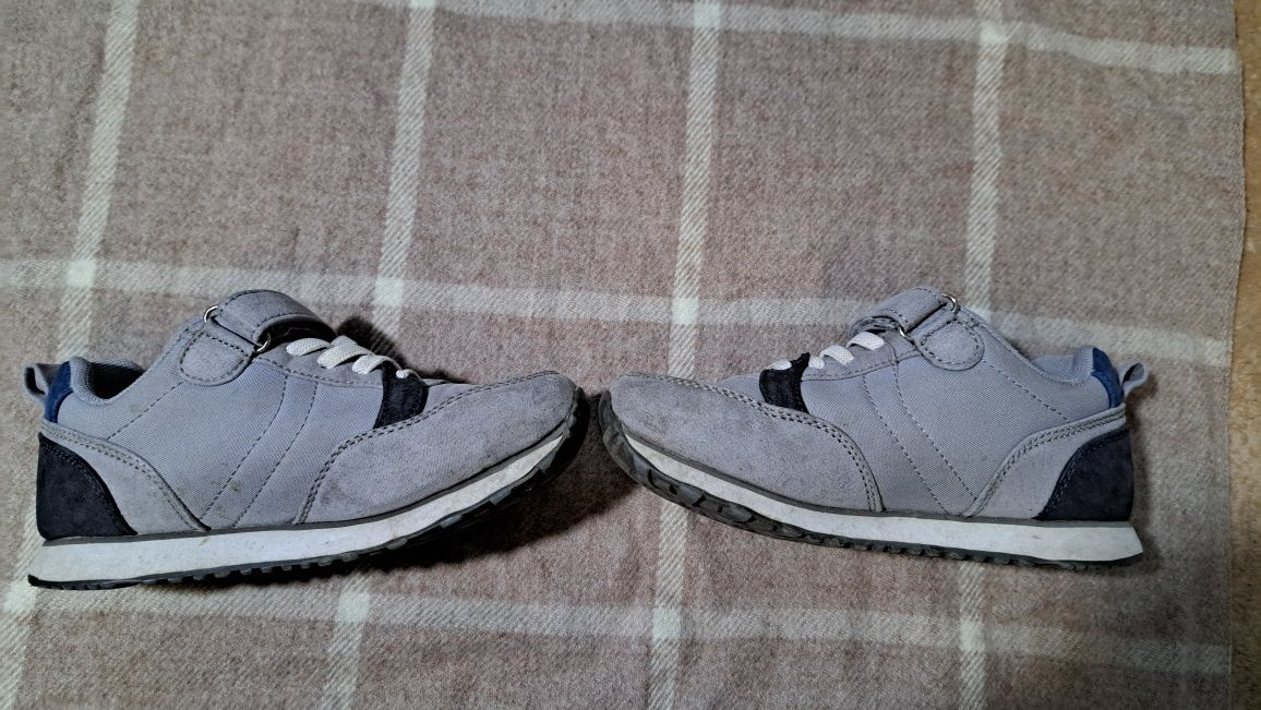 Dziecięce adidasy Inextenso r 29 zapinane na rzep