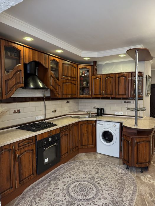 Продається 1 кімнатна квартира від Власника в центрі міста з ремонтом