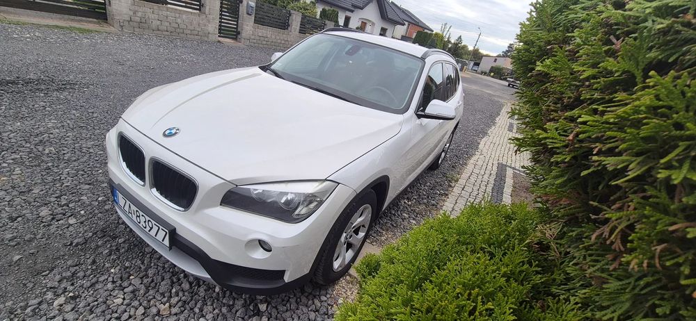 BMW X1 BMW X1-xdrive 2013 rok