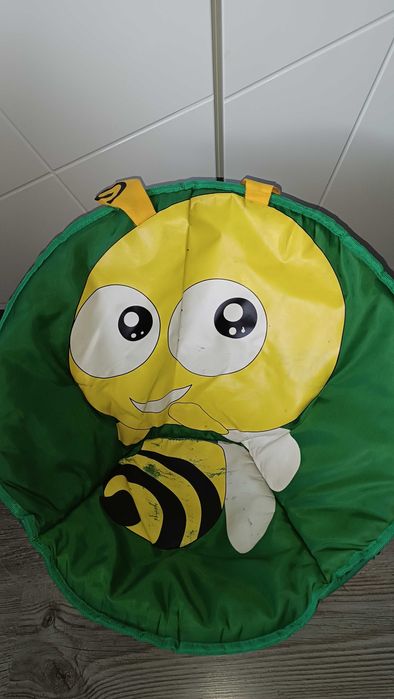 Krzesełko składane dla mniejszego dziecka Pszczółka