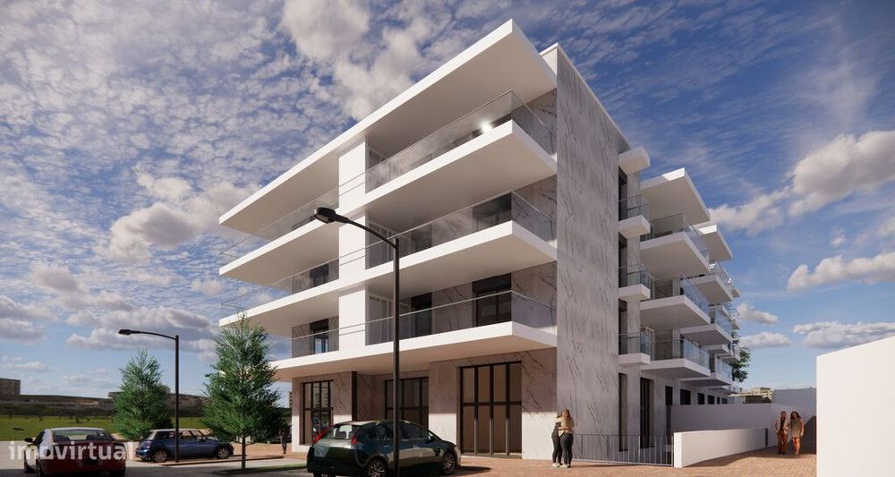 Apartamento T3 com garagem em zona da Portela do Mondego