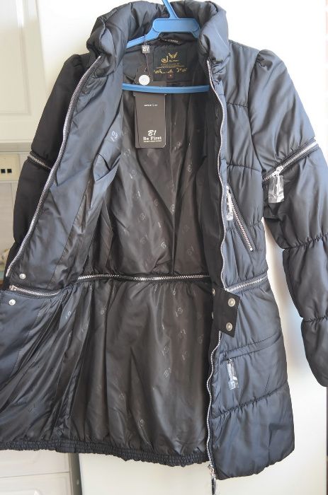 Новая деми куртка Be First р. М