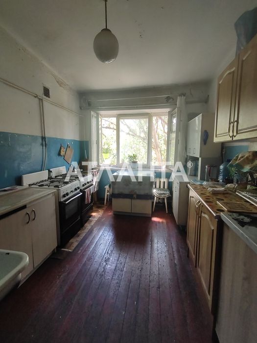 Продам комнату в коммунальной квартире на ул. Космонавтов