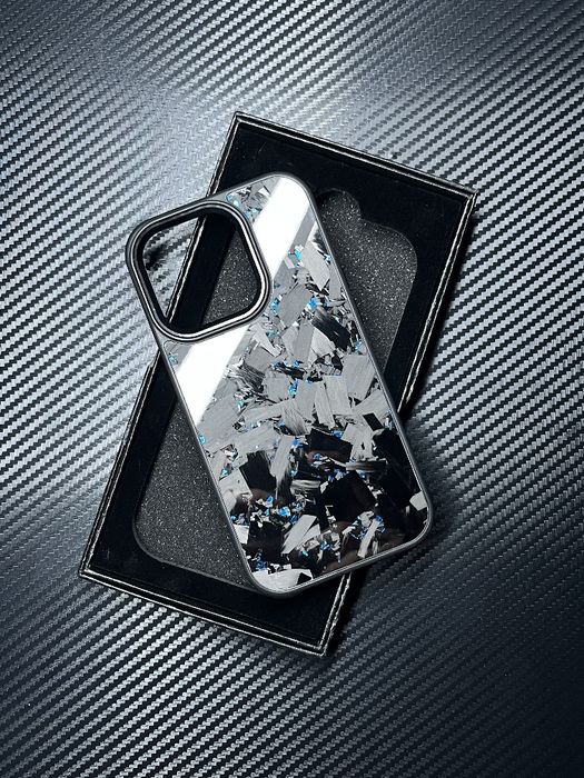 Чохли з кованого карбону на IPhone, чехол на айфон