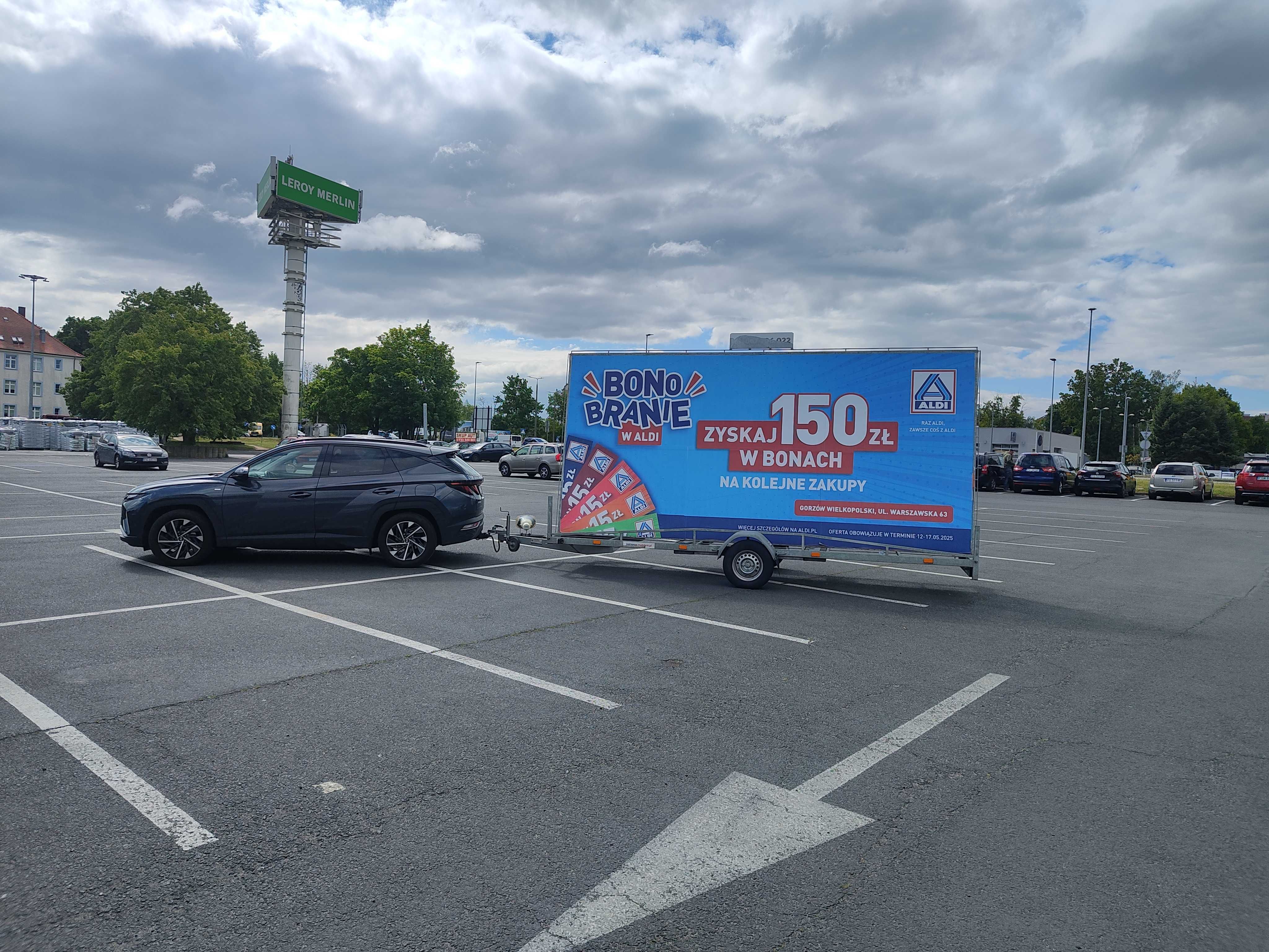 Reklama mobilna, przyczepa reklamowa, mobilny billboard Szczecin.