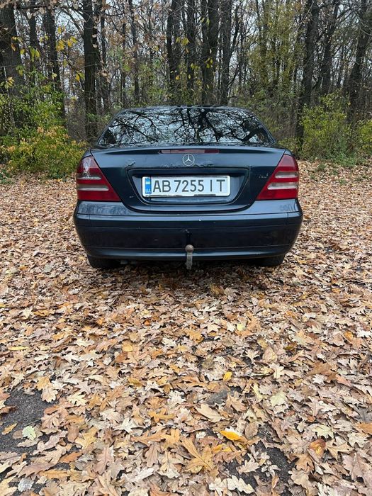 Мерседес w203
