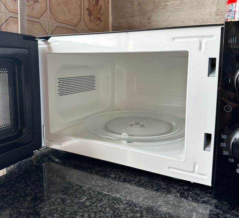 Vendo microondas AMBIANO