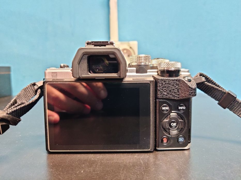 Aparat Olympus OM-D E-M10 Mark II