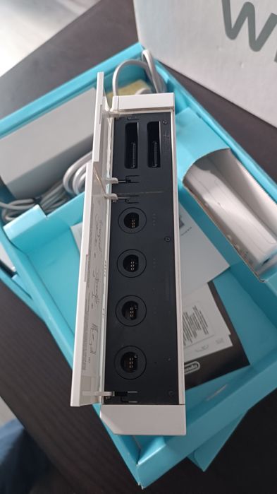Consola Wii completa na caixa como nova