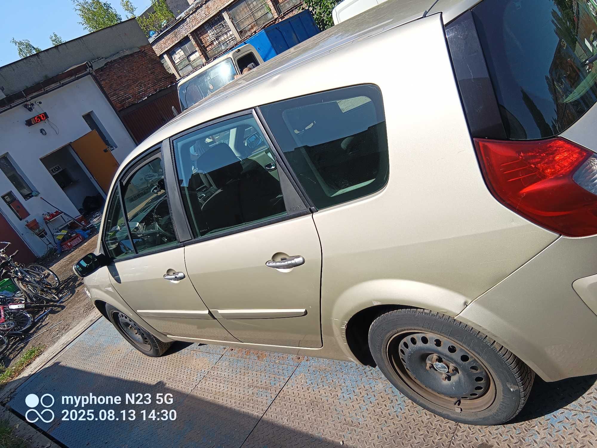 Renault scenic ll 7 osobowy