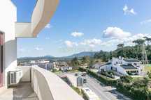 Apartamento Penthouse T4+1 com terraço, garagem e vistas panorâmicas