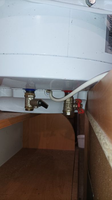 Бойлер Bosch 6000T es 050-5, на 50 літрів